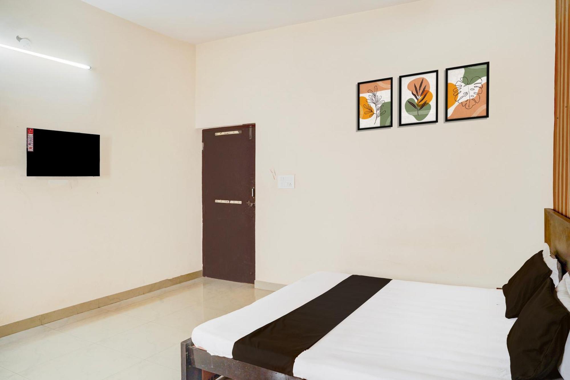 Hotel O M N Palace Jabalpur Ngoại thất bức ảnh