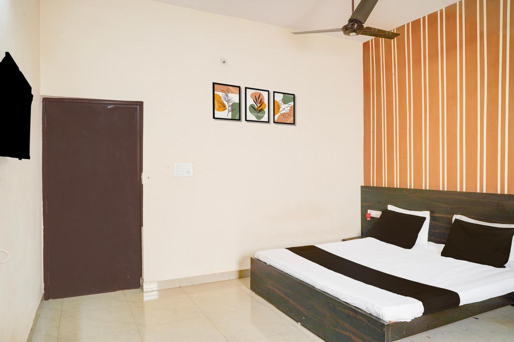 Hotel O M N Palace Jabalpur Ngoại thất bức ảnh